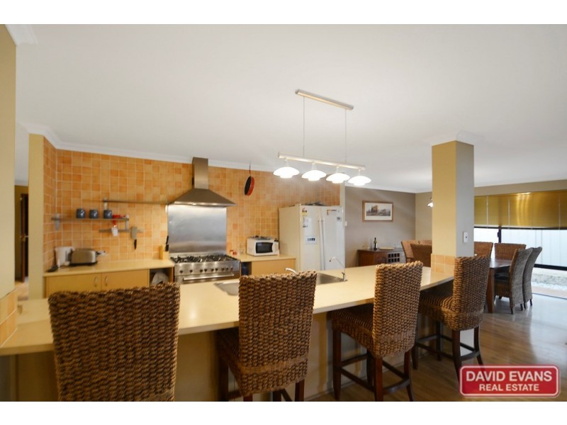 2 Bonita Way, Tapping WA 6065