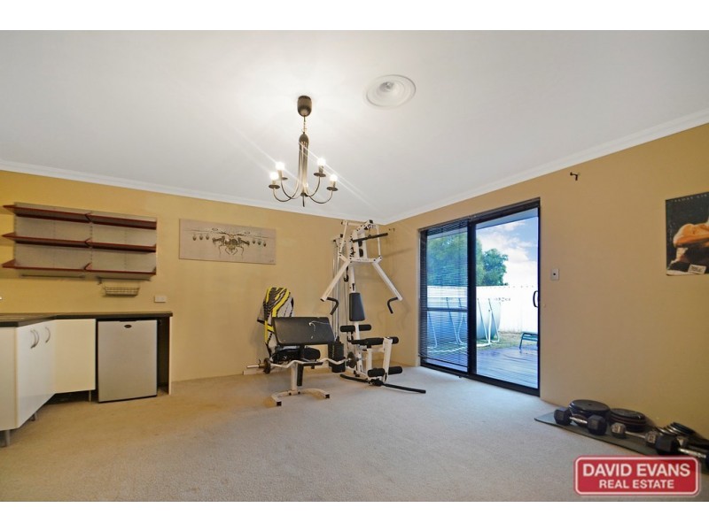 2 Bonita Way, Tapping WA 6065