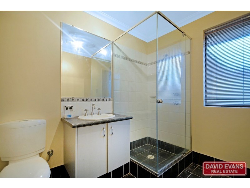 2 Bonita Way, Tapping WA 6065