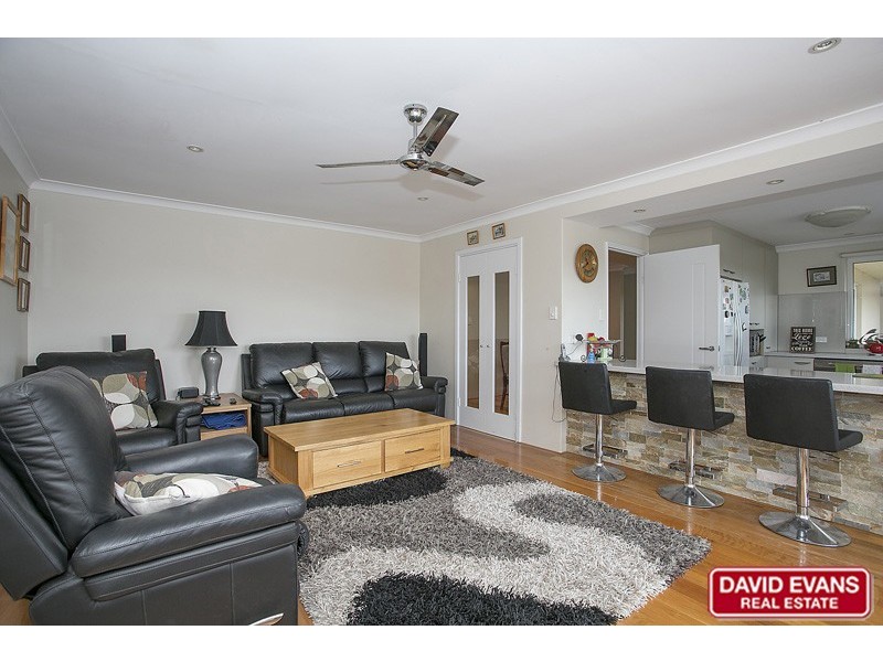 10 Solander Road, Hillarys WA 6025