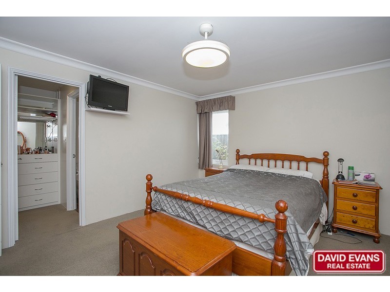 10 Solander Road, Hillarys WA 6025