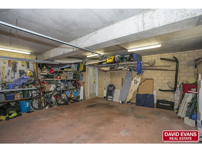 10 Solander Road, Hillarys WA 6025