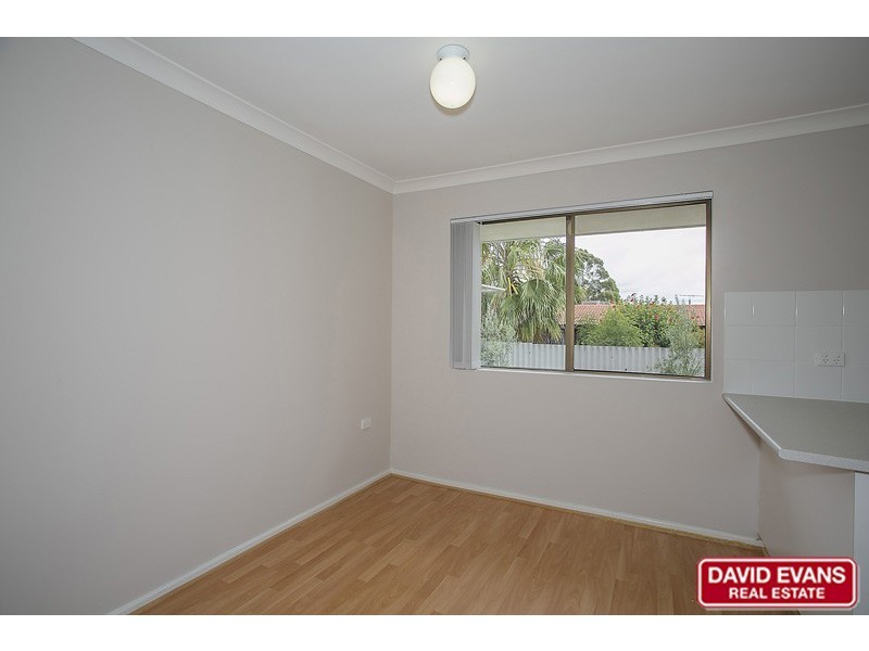 20R Roxwell Way, Girrawheen WA 6064