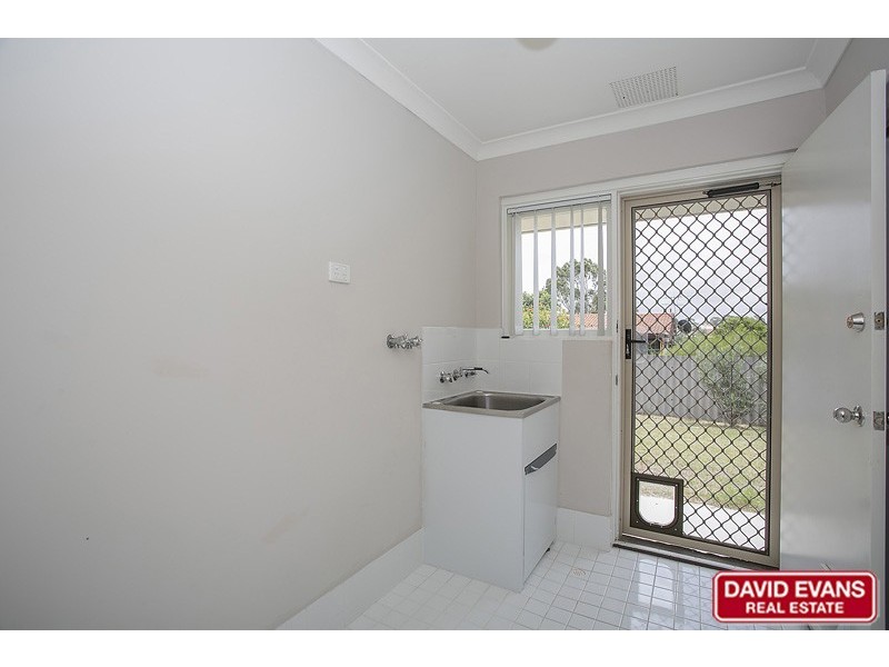 20R Roxwell Way, Girrawheen WA 6064