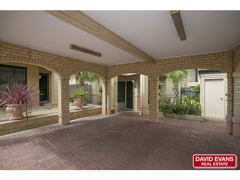 10/10 Fairhaven Terrace, Hillarys WA 6025