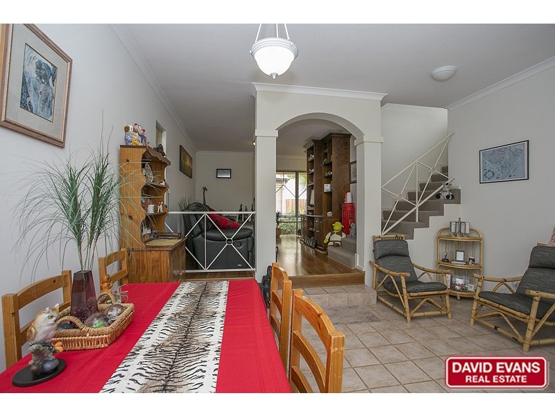 10/10 Fairhaven Terrace, Hillarys WA 6025