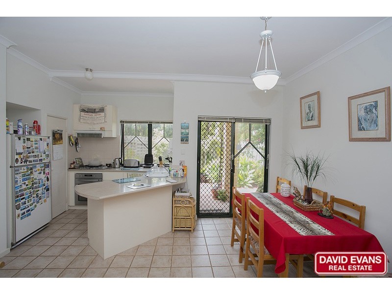 10/10 Fairhaven Terrace, Hillarys WA 6025