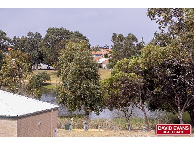 10/10 Fairhaven Terrace, Hillarys WA 6025