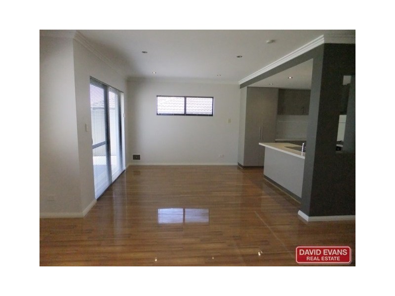 2B Kingsfold Street, Balga WA 6061