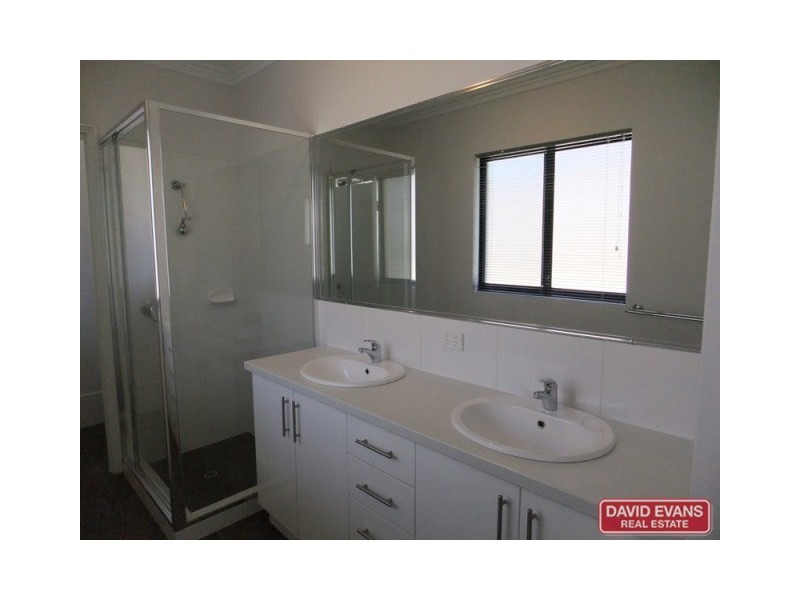 2B Kingsfold Street, Balga WA 6061