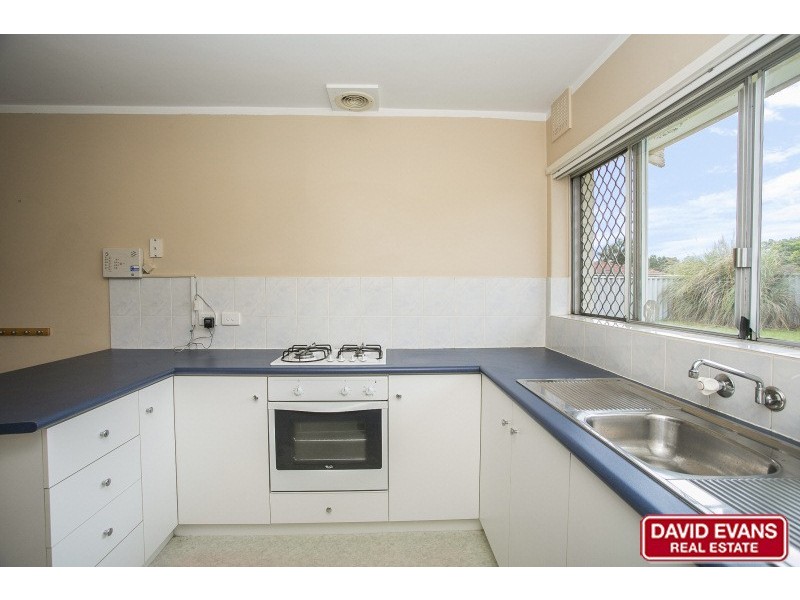 8 Hainsworth Avenue, Girrawheen WA 6064