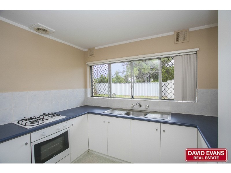 8 Hainsworth Avenue, Girrawheen WA 6064