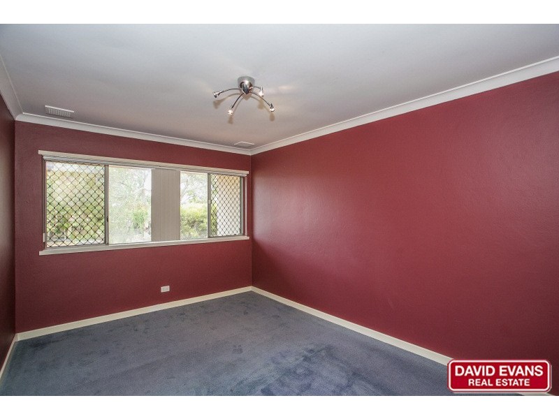 8 Hainsworth Avenue, Girrawheen WA 6064