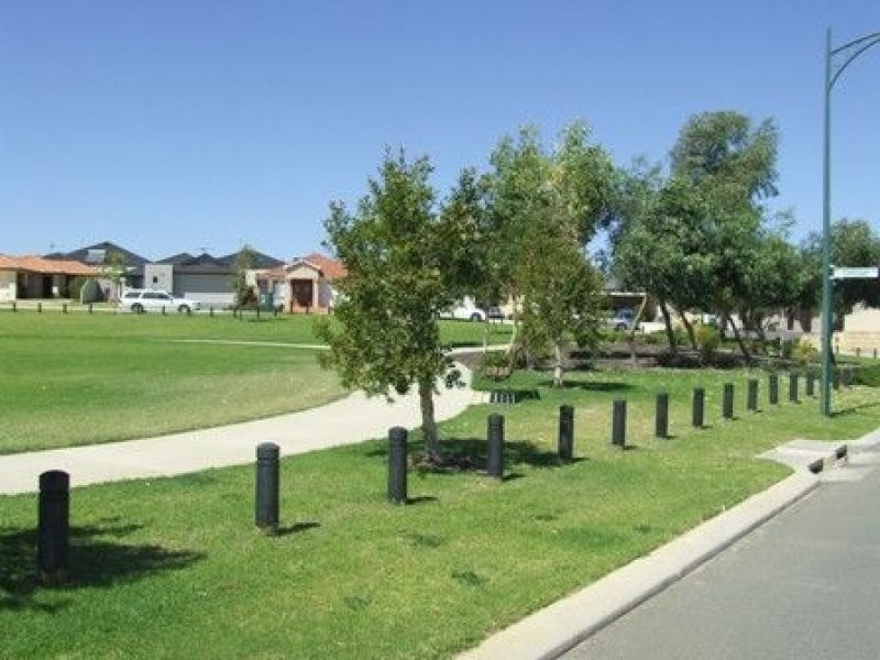 32 Hennessy Drive, Ashby WA 6065