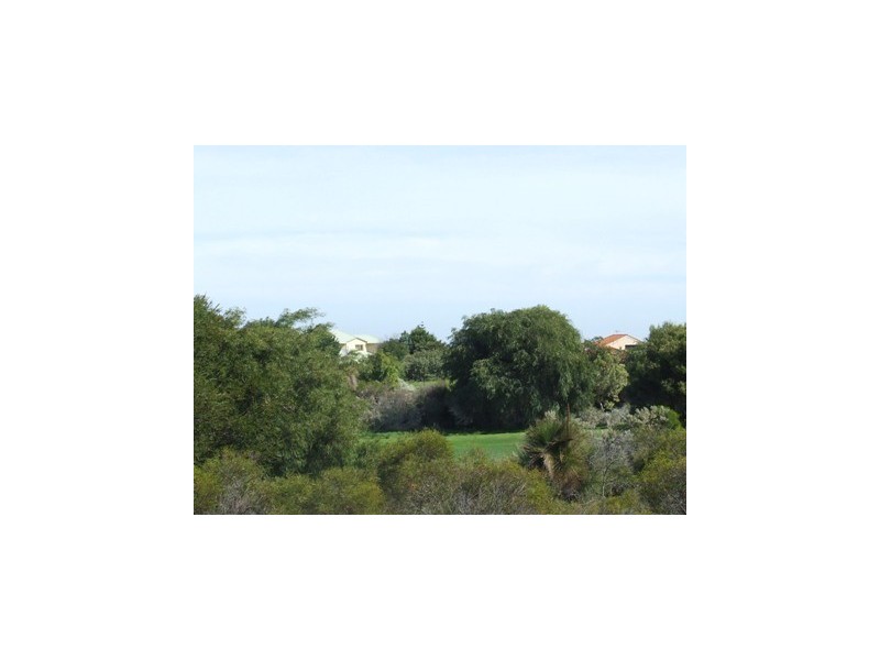 8 Monclair Pass, Currambine WA 6028