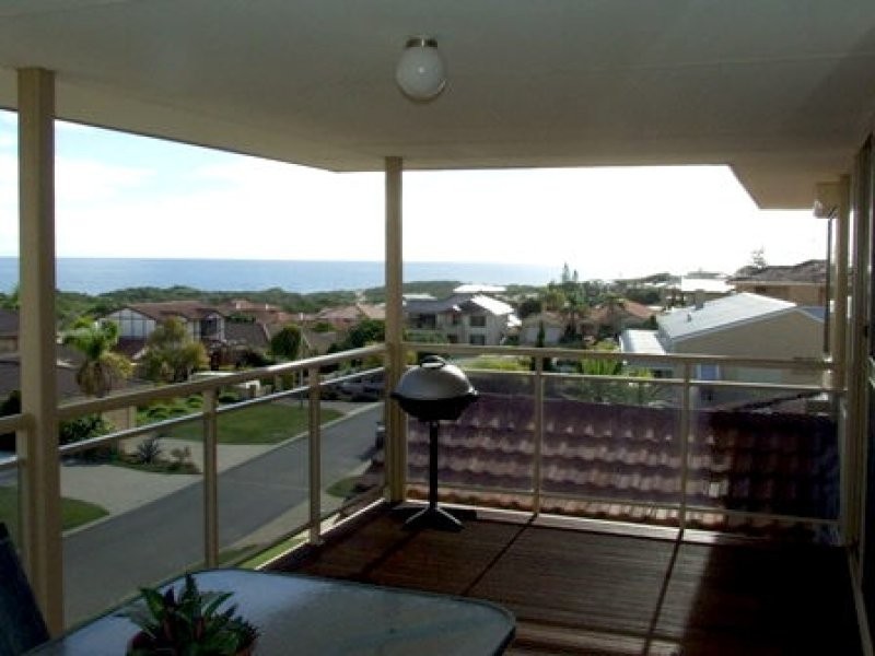 9 COURAGEOUS PLACE, Ocean Reef WA 6027