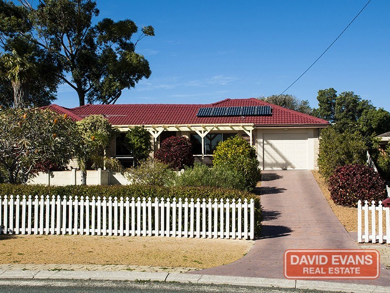 8 Sailfish Close, Beldon WA 6027