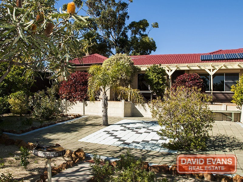 8 Sailfish Close, Beldon WA 6027