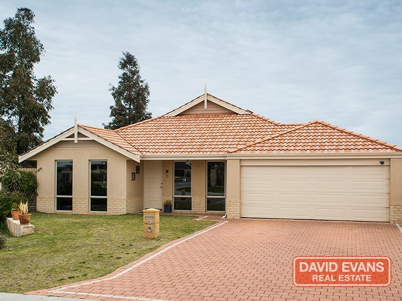 1 Strowan Pass, Carramar WA 6031