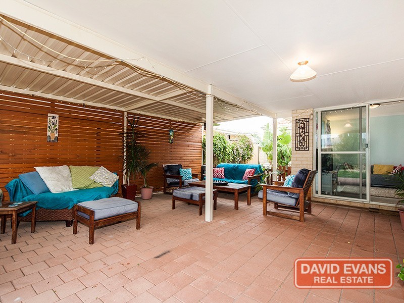 1 Strowan Pass, Carramar WA 6031