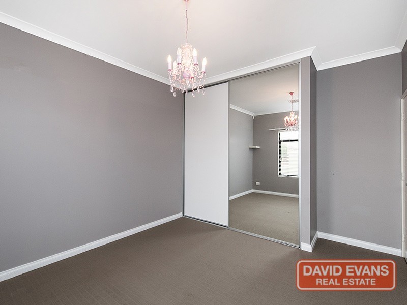 1 Temple Mews, Iluka WA 6028