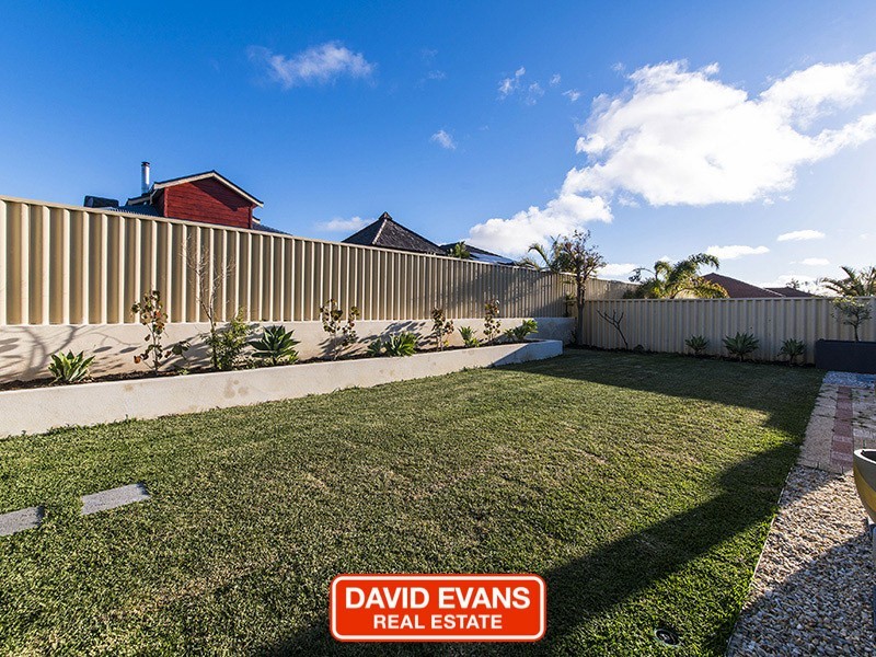 6 Leyland Road, Butler WA 6036