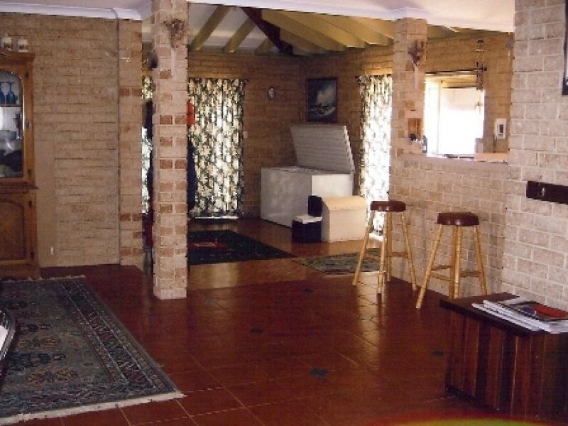 4 CHALON AVENUE, Seabird WA 6042