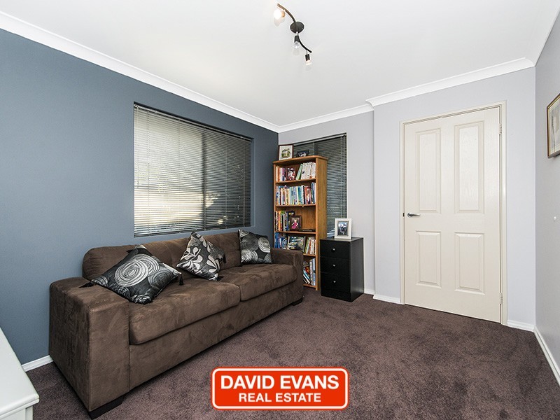 2 Monaro Way, Hocking WA 6065