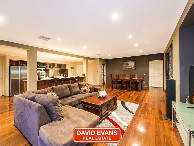 2 Monaro Way, Hocking WA 6065