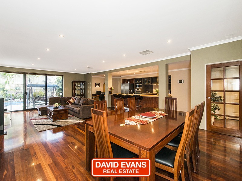 2 Monaro Way, Hocking WA 6065