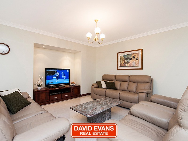 5 Linwood Close, Tapping WA 6065