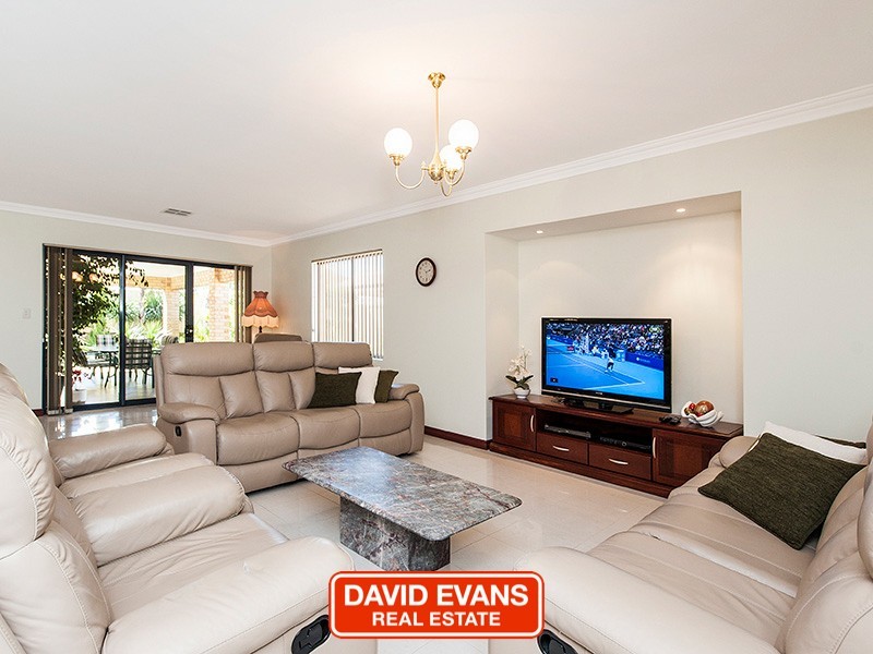 5 Linwood Close, Tapping WA 6065