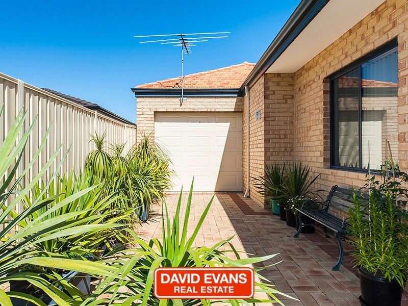 5 Linwood Close, Tapping WA 6065