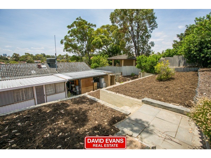 8 Monkhouse Way, Hillarys WA 6025