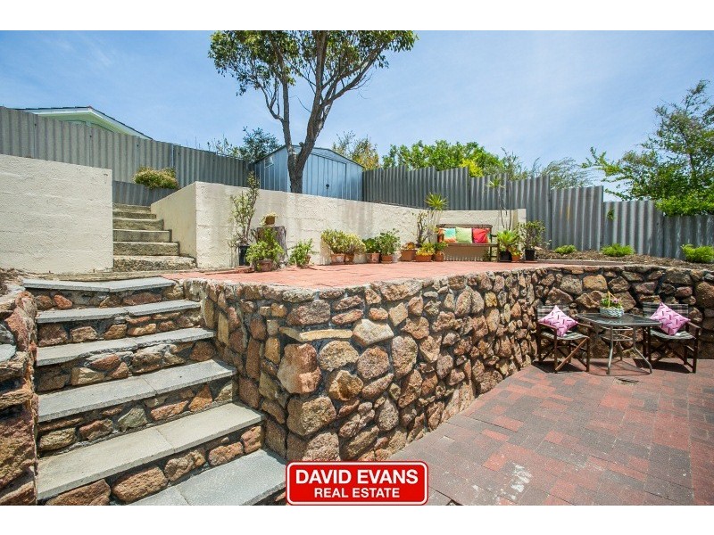 8 Monkhouse Way, Hillarys WA 6025