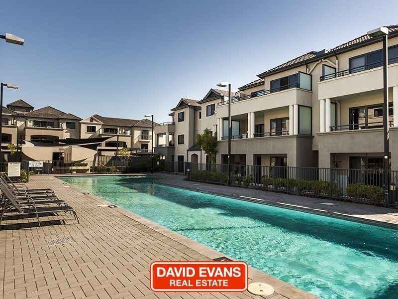 90/12 Citadel Way, Currambine WA 6028