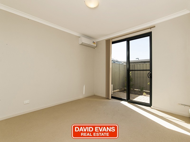 90/12 Citadel Way, Currambine WA 6028