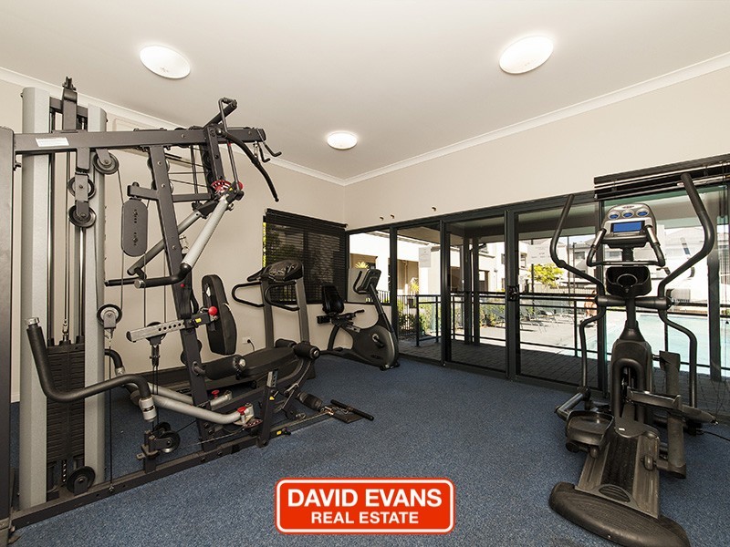90/12 Citadel Way, Currambine WA 6028