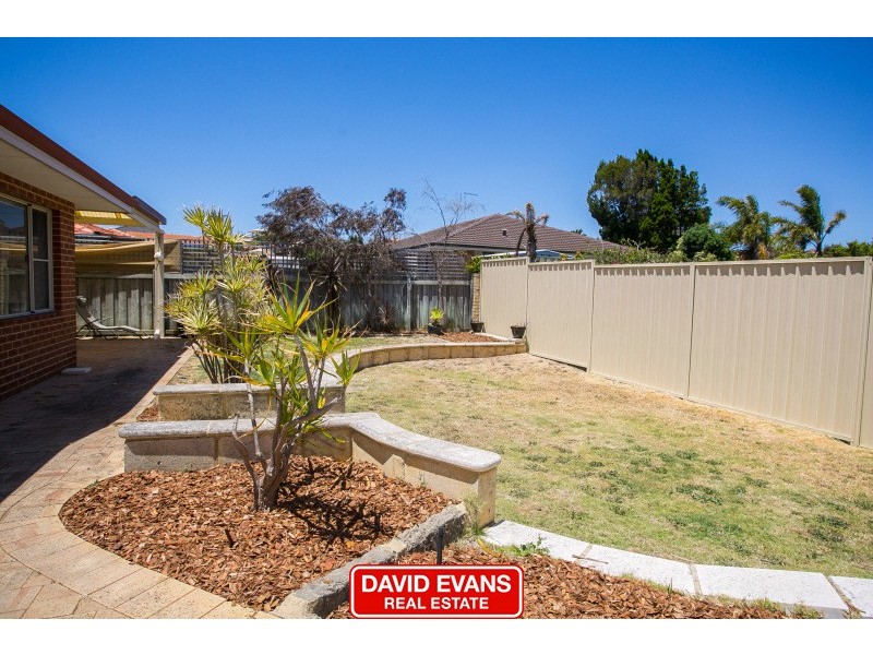 4 Whitby Close, Mindarie WA 6030