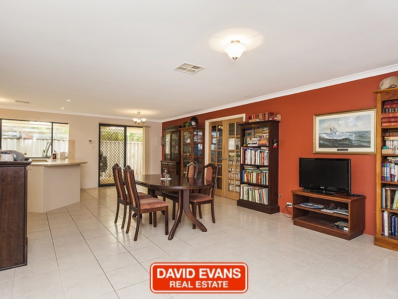 36 Minjah Cir, Carramar WA 6031