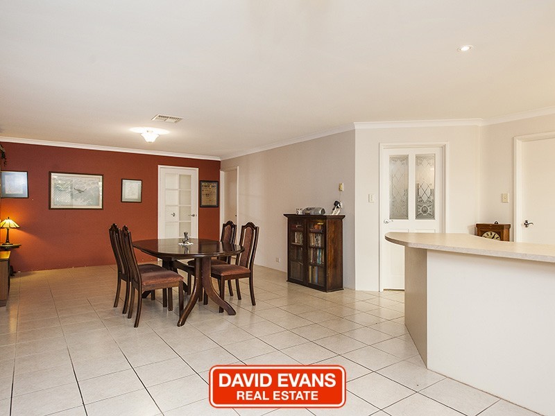 36 Minjah Cir, Carramar WA 6031