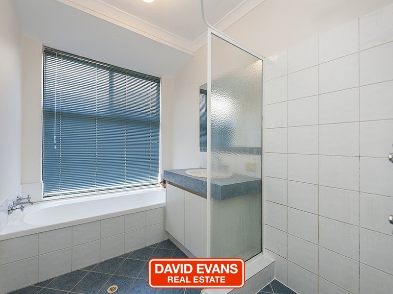 36 Minjah Cir, Carramar WA 6031