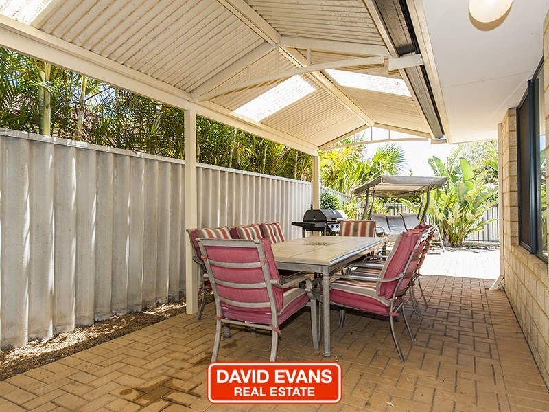 36 Minjah Cir, Carramar WA 6031