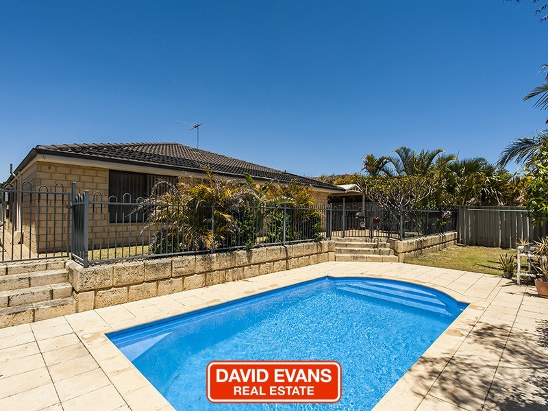 36 Minjah Cir, Carramar WA 6031