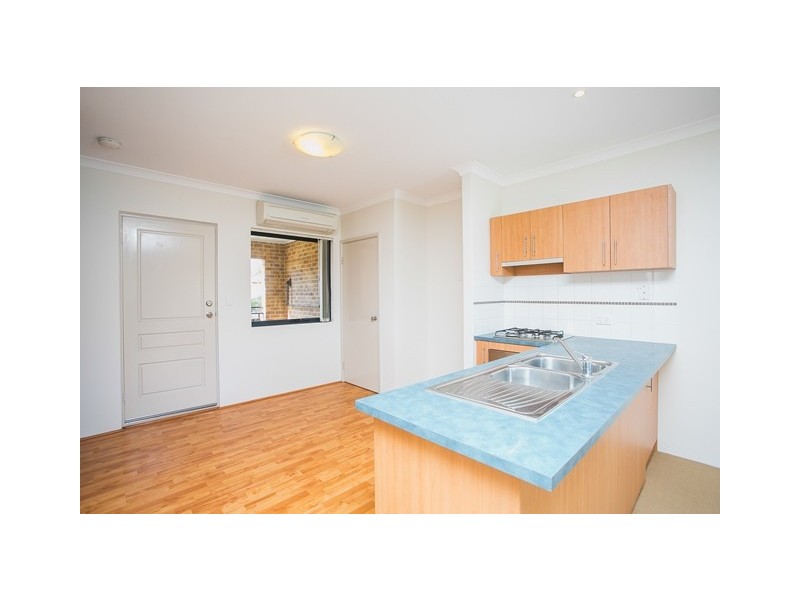 11/9 Lakeside Drive, Joondalup WA 6027