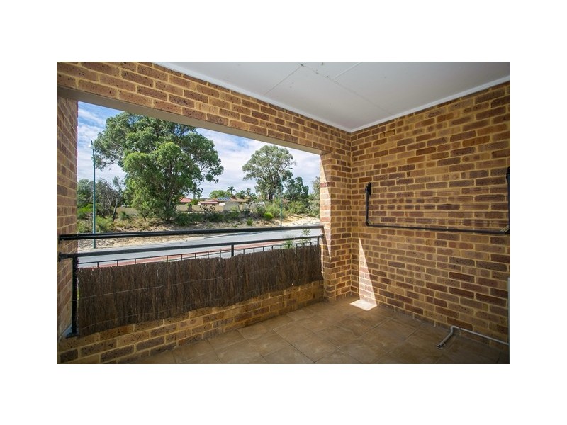 11/9 Lakeside Drive, Joondalup WA 6027