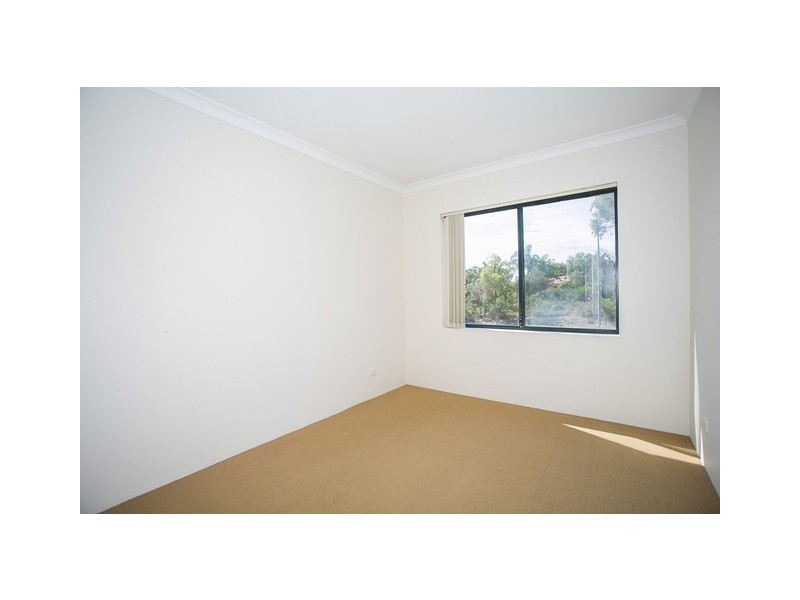 11/9 Lakeside Drive, Joondalup WA 6027