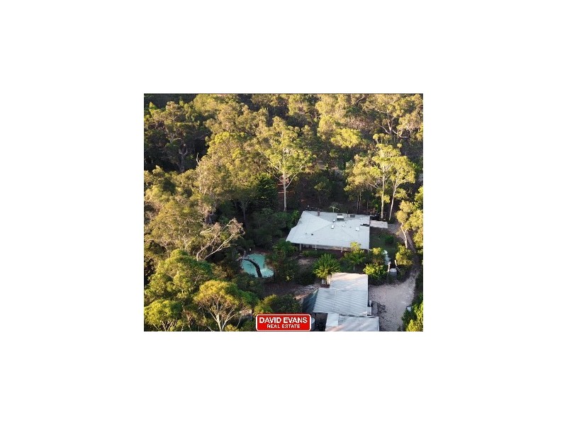 33 Bushland Retreat, Carramar WA 6031