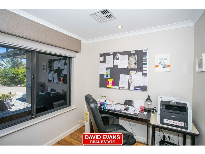 34 Guardian Loop, Currambine WA 6028