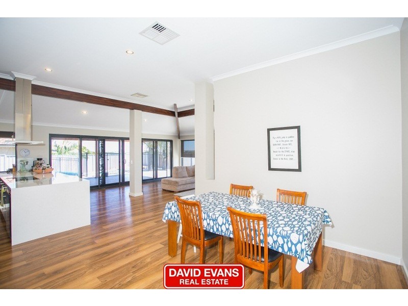 34 Guardian Loop, Currambine WA 6028